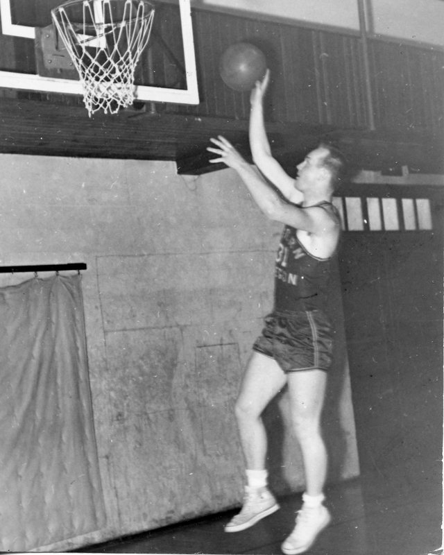 50's Basketball Player 4