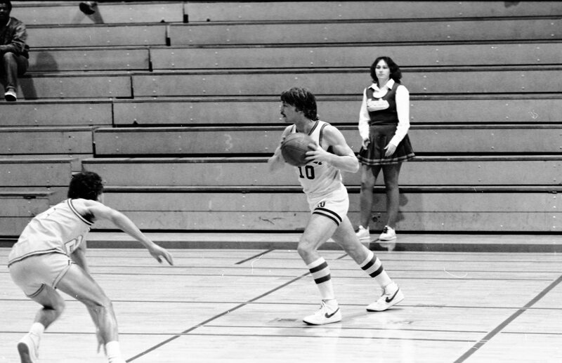 1983 Men's Basketball, EOSC vs. Idaho State, Action 03