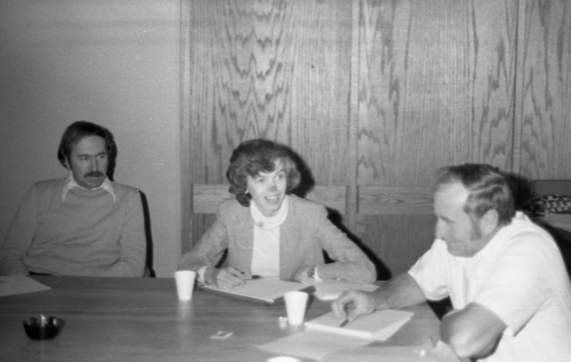 1979 Employees, Meeting 06