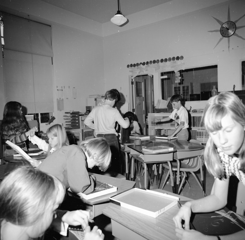 1972 Ackerman Elementary School, Classroom 04