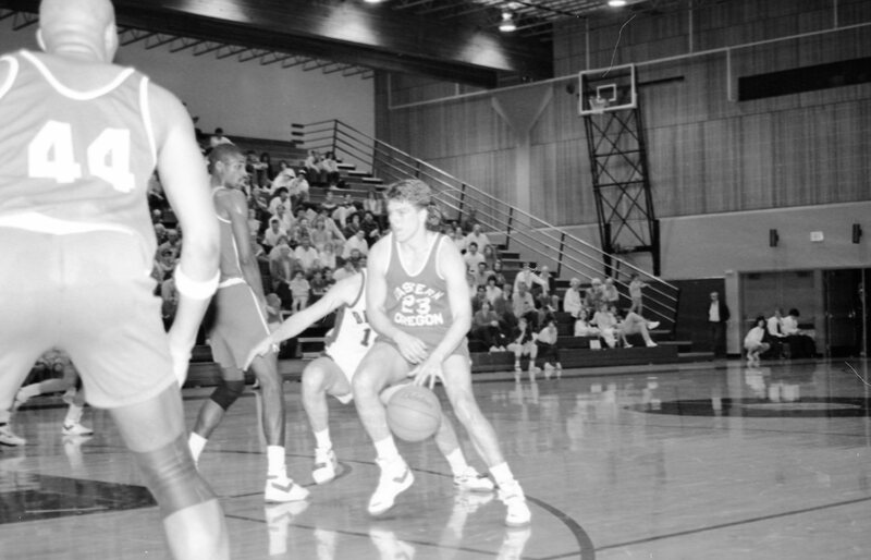 1988 Basketball Action, EOSC at GFU 09
