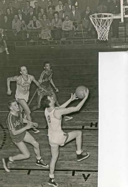 1949-50 Basketball Action 4