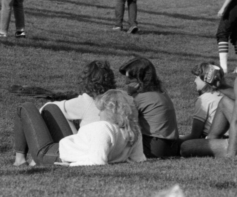 1985 Volleyball, New Students 09