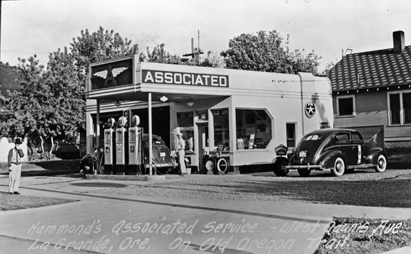 La Grande, Flying A Station