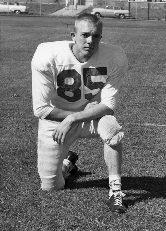 1960 Football Player 9