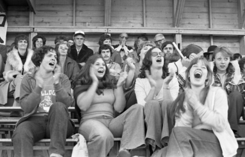 1977 Football Fans 12