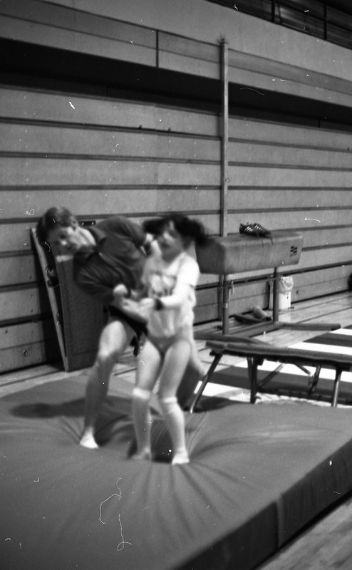 1980 Gymnastics Camp, Vault 06