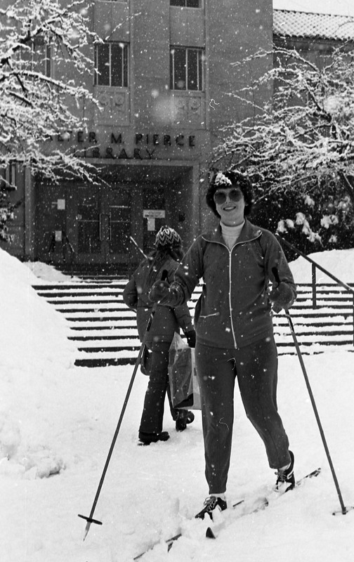 1979 Skiing on Campus 02