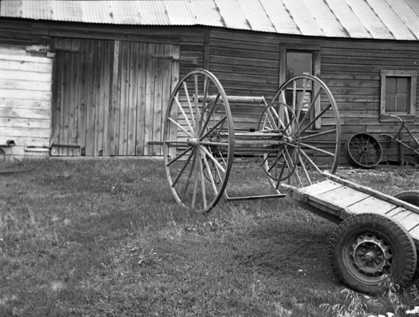 Elgin Farm, Scene