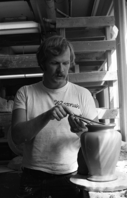 1980 Art, Pottery Wheel 08