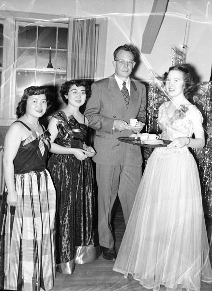 1950 Students, Refreshments 2