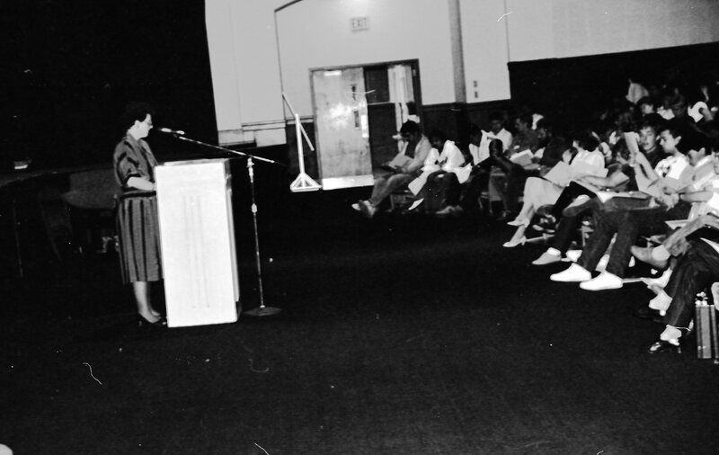 1986 Orientation, Indoors 02