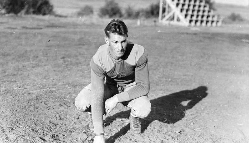 30's Football Player 18