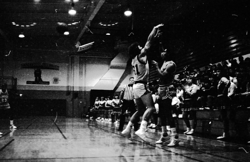 1985 Men's Basketball, EOSC vs. LCSC 08