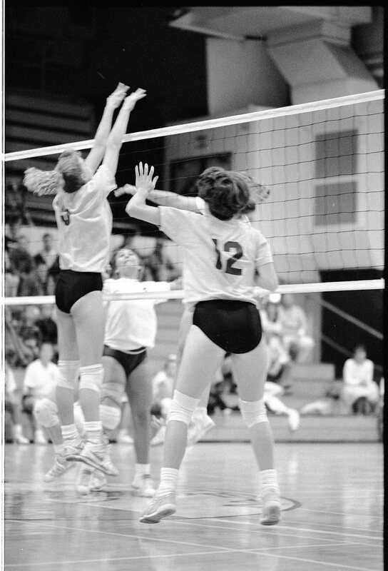1991 Volleyball Action, Northwest Nazarene College at EOSC 03