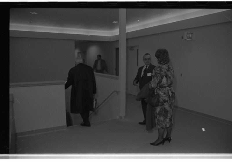 1990 Loso Hall, Tour 24