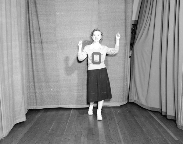 1949-50 Cheerleader 1