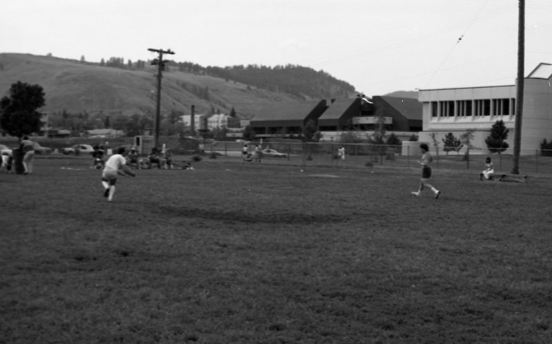 1981 Football, Summer Training 32