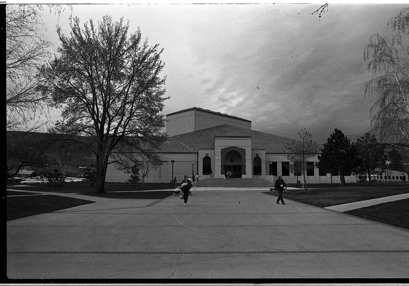 1991 Students, Walking 60