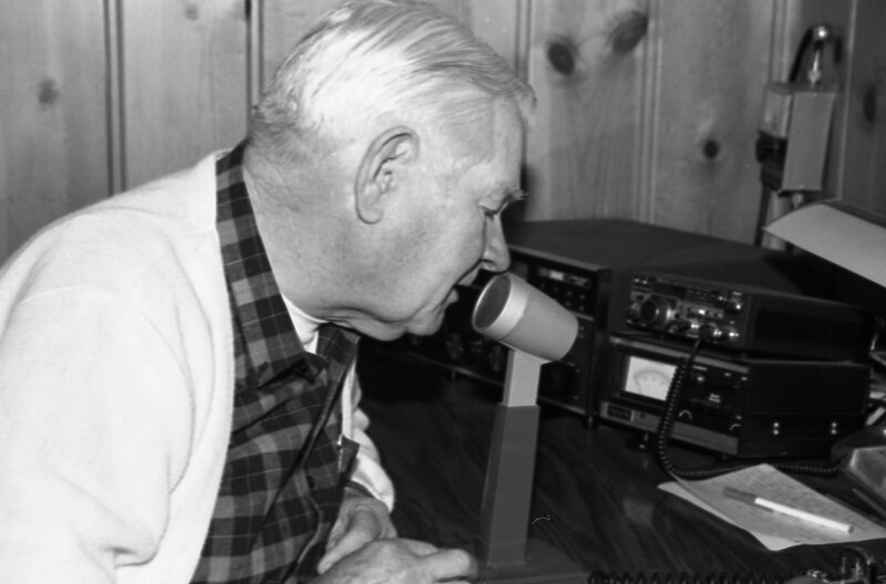 1986 Employees, Ham Radio 06