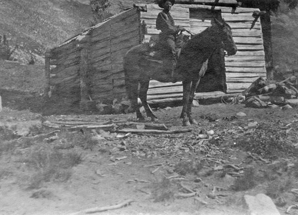 Reuter Group-G, Horseback
