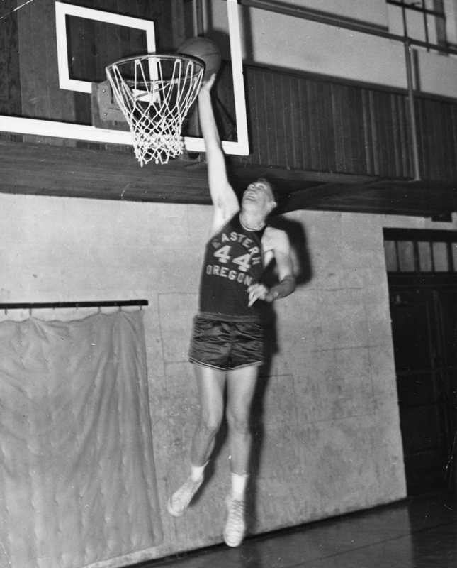 1954-55 Basketball Player 3-1