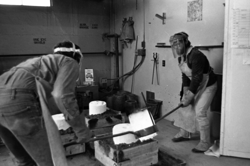 1977 Sculpture Class, Casting 16