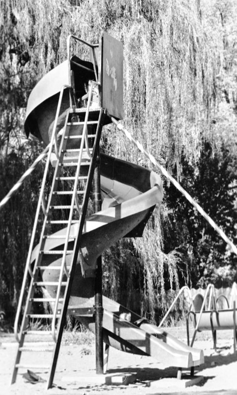 1974 Children Play Outdoors 01