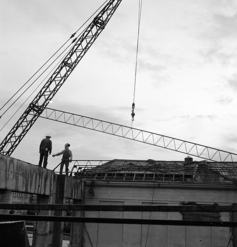 1971 Walter M. Pierce Library Remodel, Roof 09