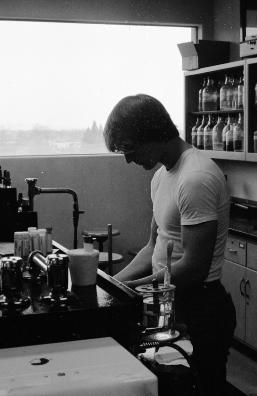 1983 Science, Laboratory