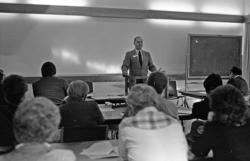 1982 University of Oregon Foundation Meeting 05