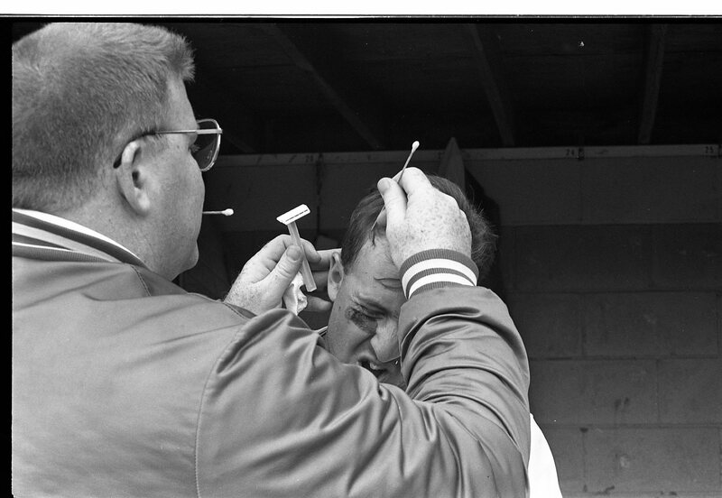 1991 Baseball Player, Injured 03