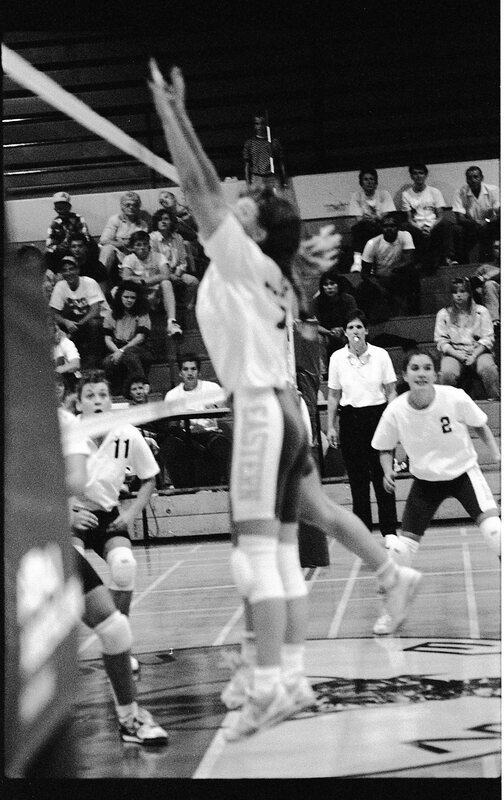 1991 Volleyball Action, Lewis & Clark at EOSC 04