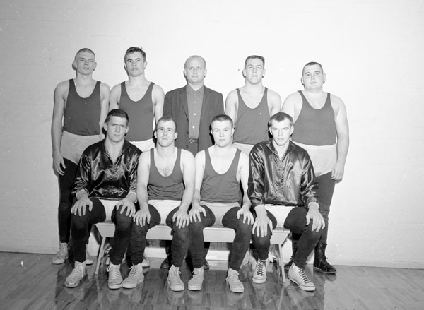 1960-61 Wrestling Team 1-2