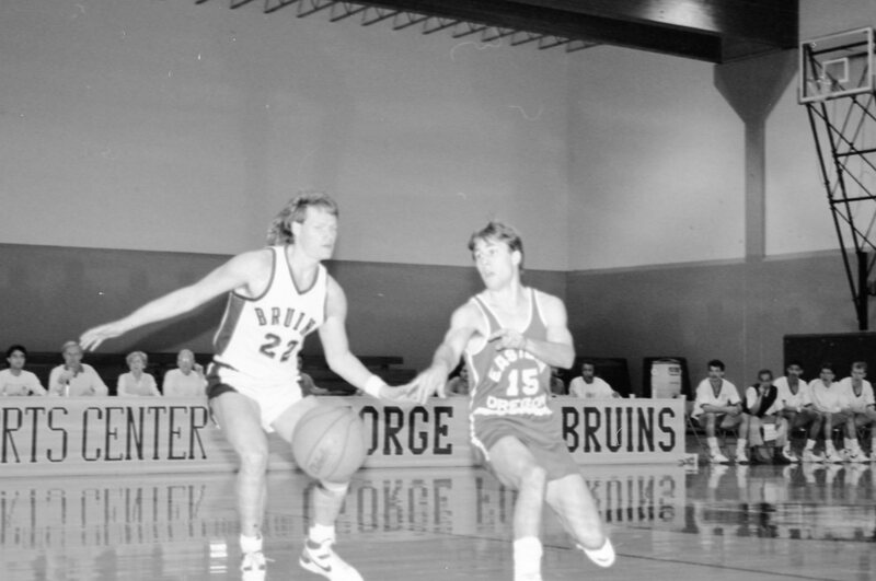 1988 Basketball Action, EOSC at GFU 02