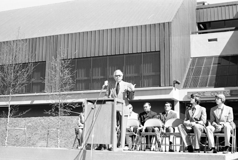 1973 Hoke Hall Dedication 05