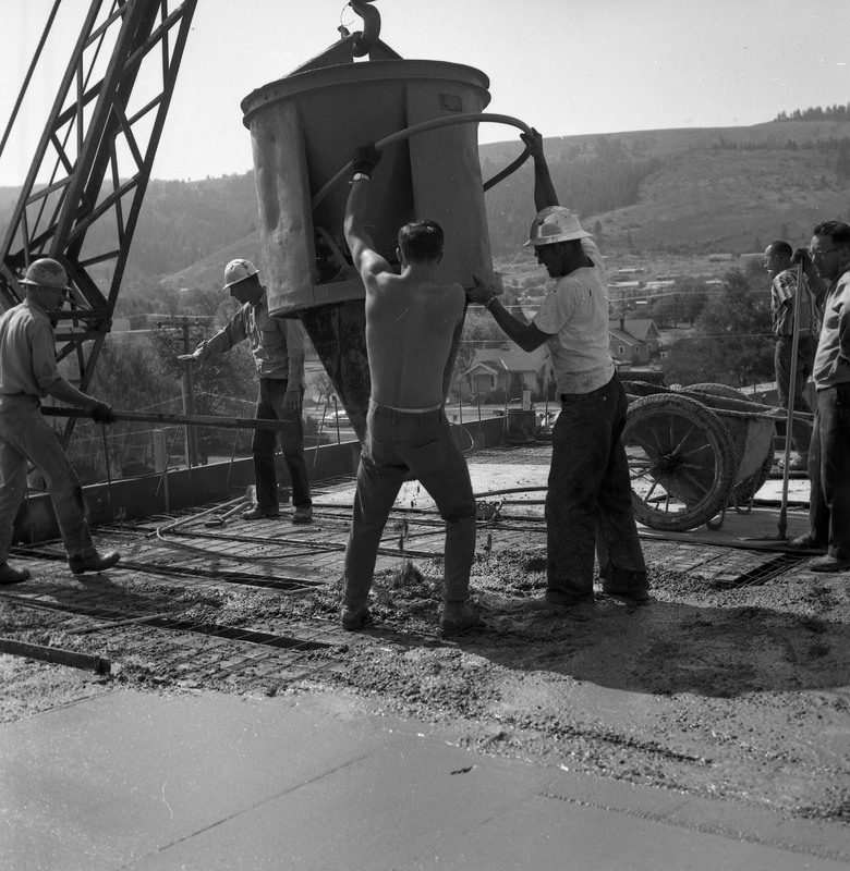1971 Walter M. Pierce Library Remodel, Cement 08