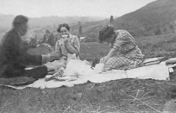 Reuter Group-H, Picnic 2