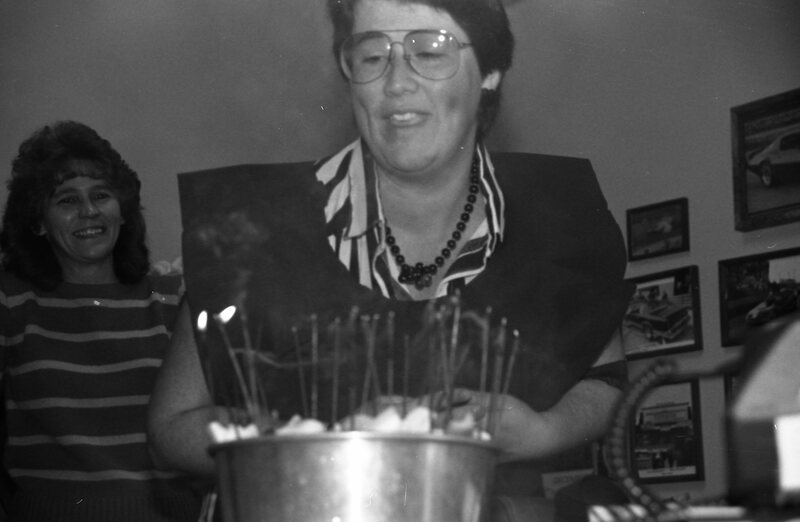 1987 Birthday Party for Suz End 02