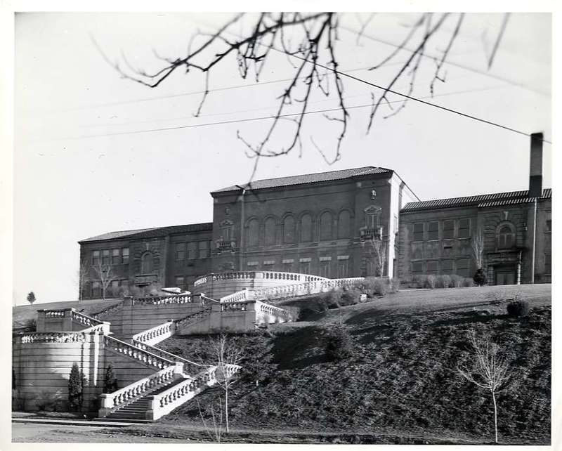 30's Grand Staircase 3