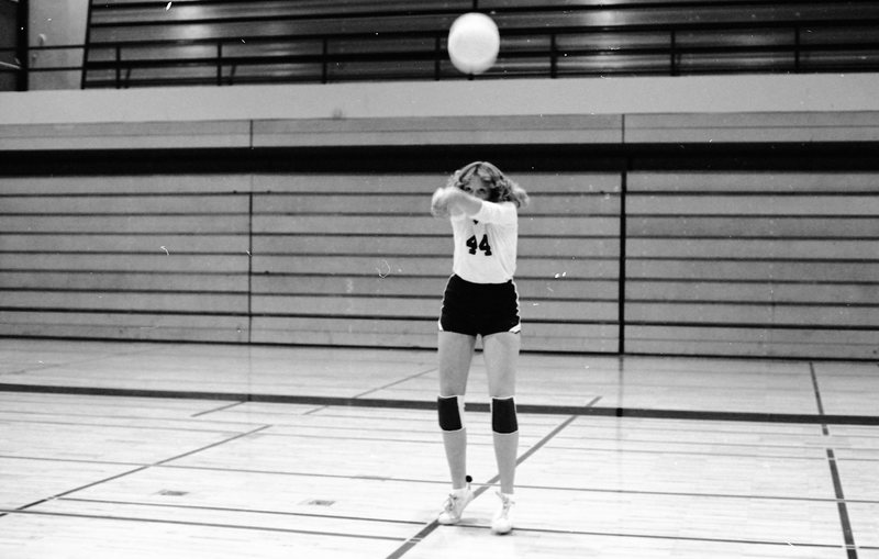 1980 Women's Volleyball Players 08