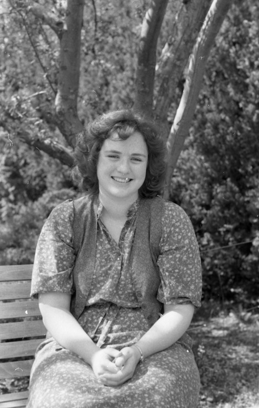 1981 Student, Woman 06