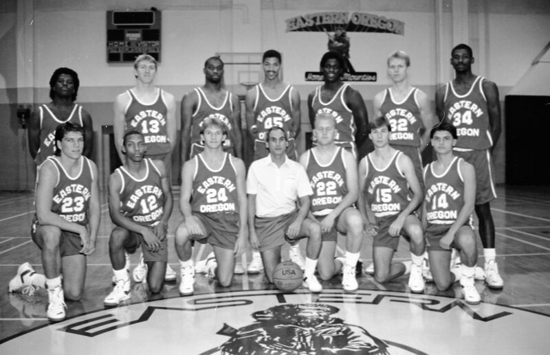 1987 Basketball Team 04