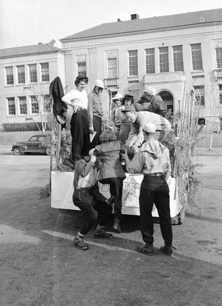 1949 Parade, Float Staging Area 2