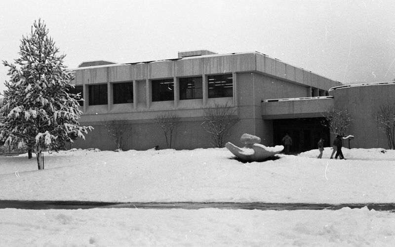 1983 Zabel Hall in Winter 02