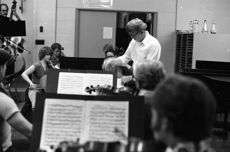1981 Symphony Orchestra, Rehearsal 20