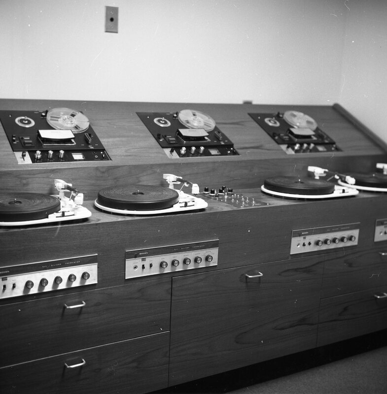 1968 Audio Rooms 02