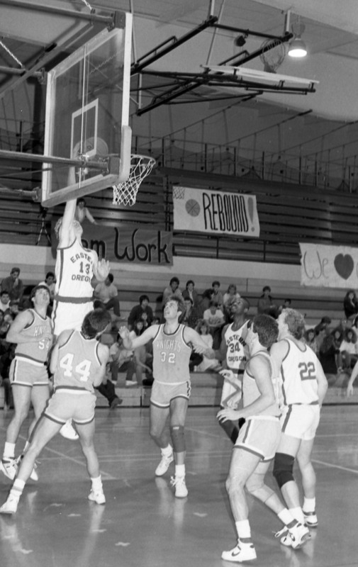1988 Basketball Action, Knights at EOSC 06