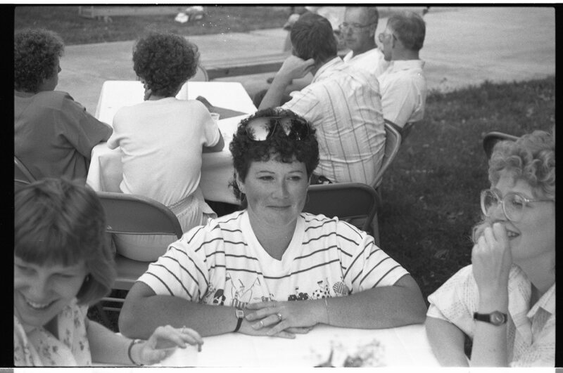 1989 Employees, BBQ 04
