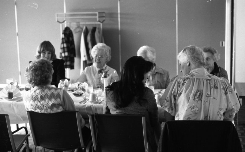 1983 Faculty Women's Lunch 05